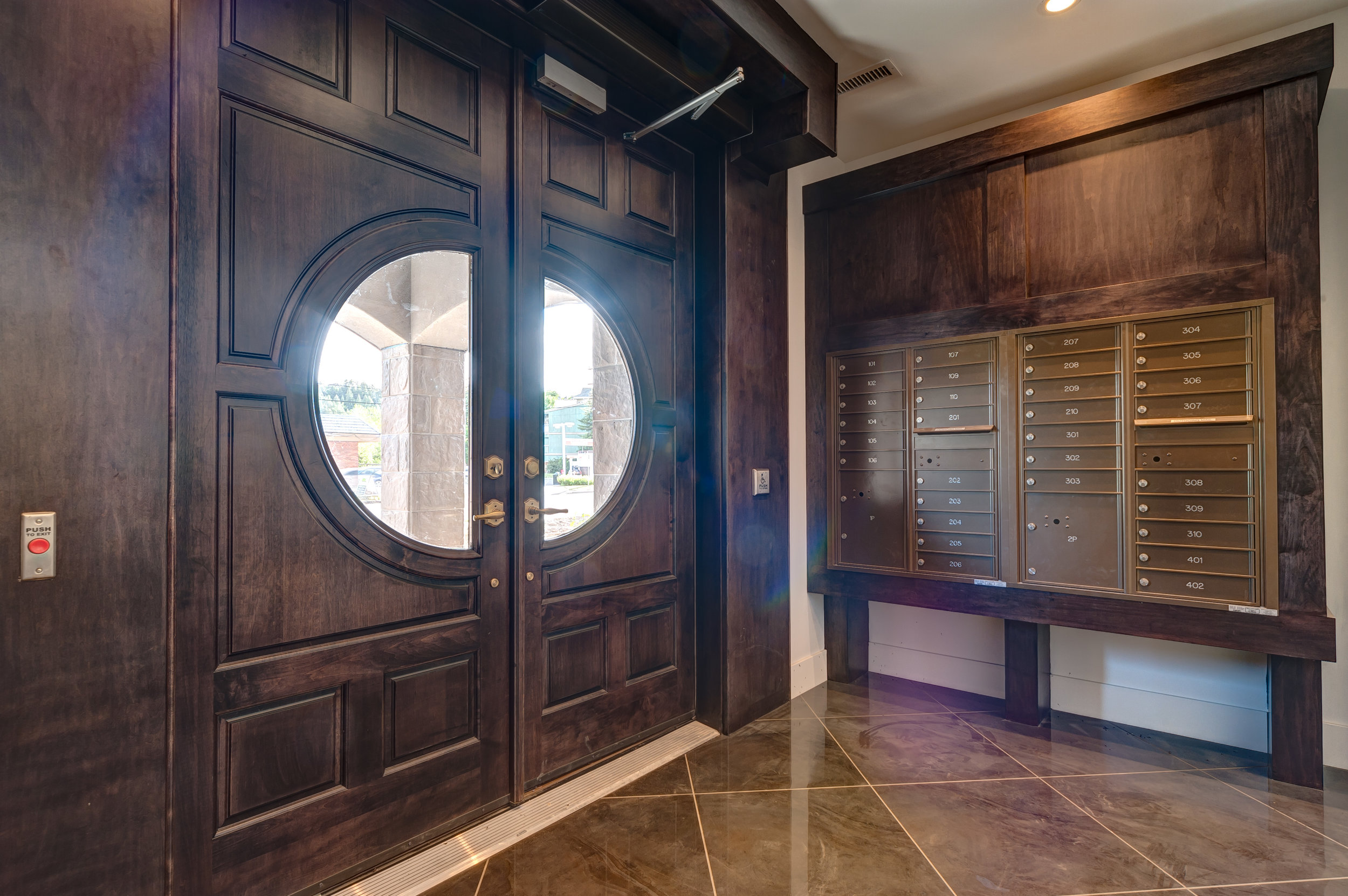 Riviera Mail Box.jpg